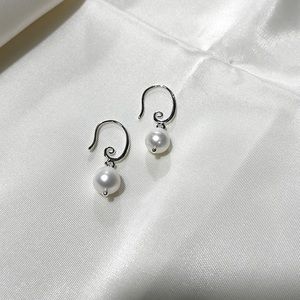 Pearl earrings